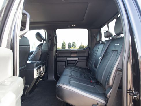 Used 2019 Ford F250 Platinum w/ Platinum Ultimate Package image 20