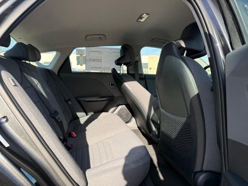 New 2025 Kia K4 EX image 5