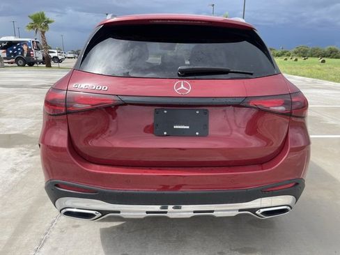 New 2025 Mercedes-Benz GLC 300 image 6