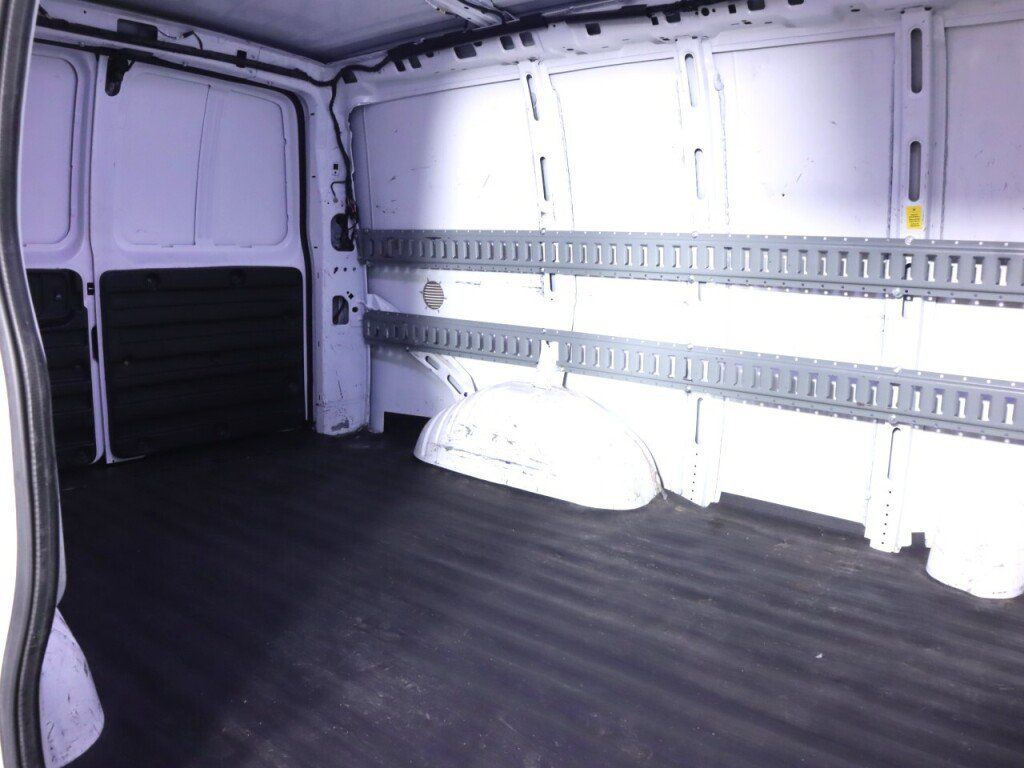 Used 2014 Chevrolet Express 1500 RWD image 28