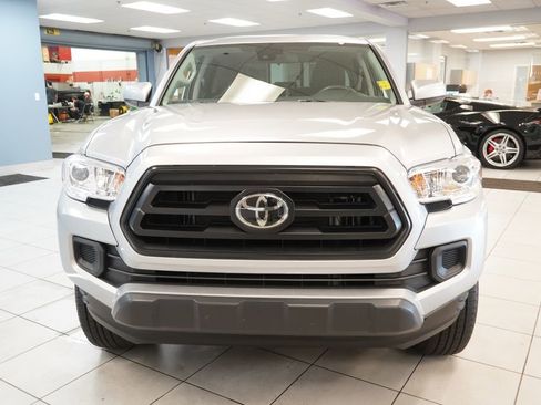 Used 2023 Toyota Tacoma SR AWD/4WD image 14