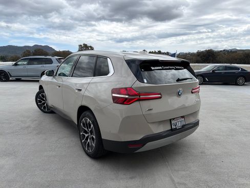 Used 2026 BMW X3 xDrive30 w/ Convenience Package AWD/4WD image 2