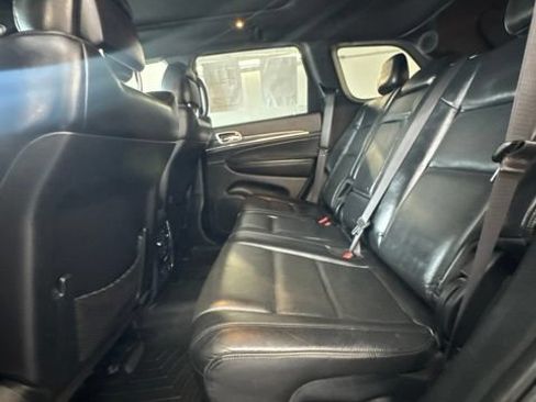 Used 2020 Jeep Grand Cherokee Limited w/ Luxury Group II AWD/4WD image 12