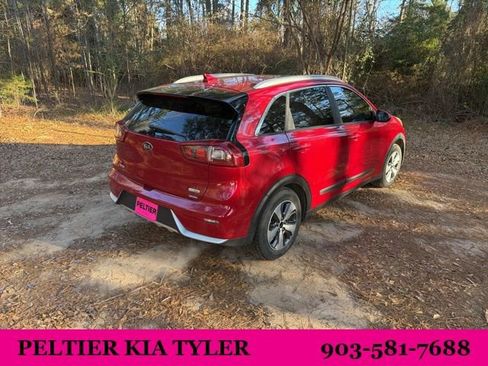 Used 2018 Kia Niro LX image 13