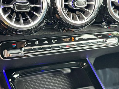 New 2025 Mercedes-Benz GLB 35 AMG 4MATIC image 24