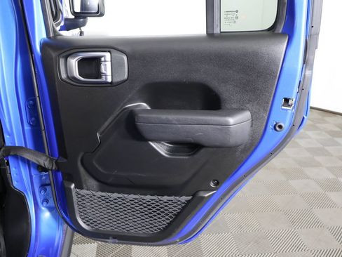 Used 2024 Jeep Wrangler Unlimited Rubicon 4xe w/ Capability Package AWD/4WD image 28