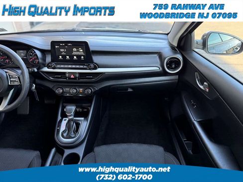 Used 2021 Kia Forte LXS image 31