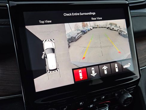 Used 2022 Jeep Grand Cherokee Summit w/ Advanced Protech Group IV image 27