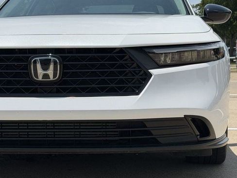 Used 2025 Honda Accord SE image 8
