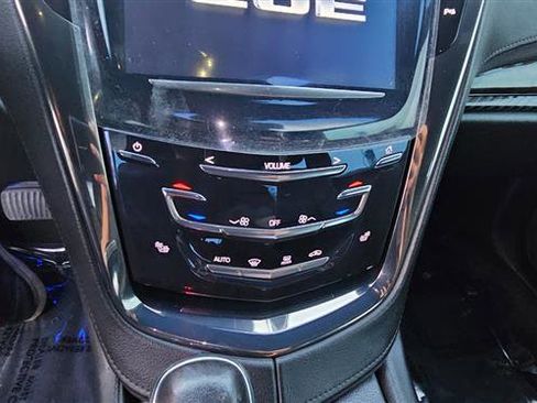 Used 2014 Cadillac ELR w/ Luxury Package image 19