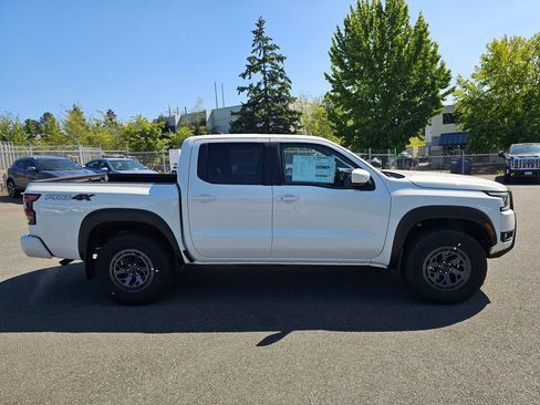 New 2026 Nissan Frontier PRO-4X w/ Tow Package AWD/4WD image 4