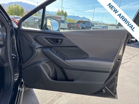 Used 2025 Subaru Crosstrek 2.5i Sport AWD/4WD image 10