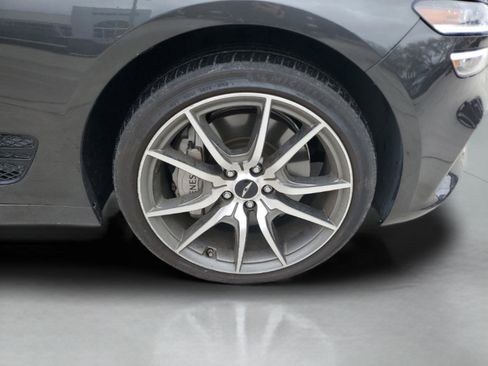 Used 2025 Genesis G70 2.5T image 33