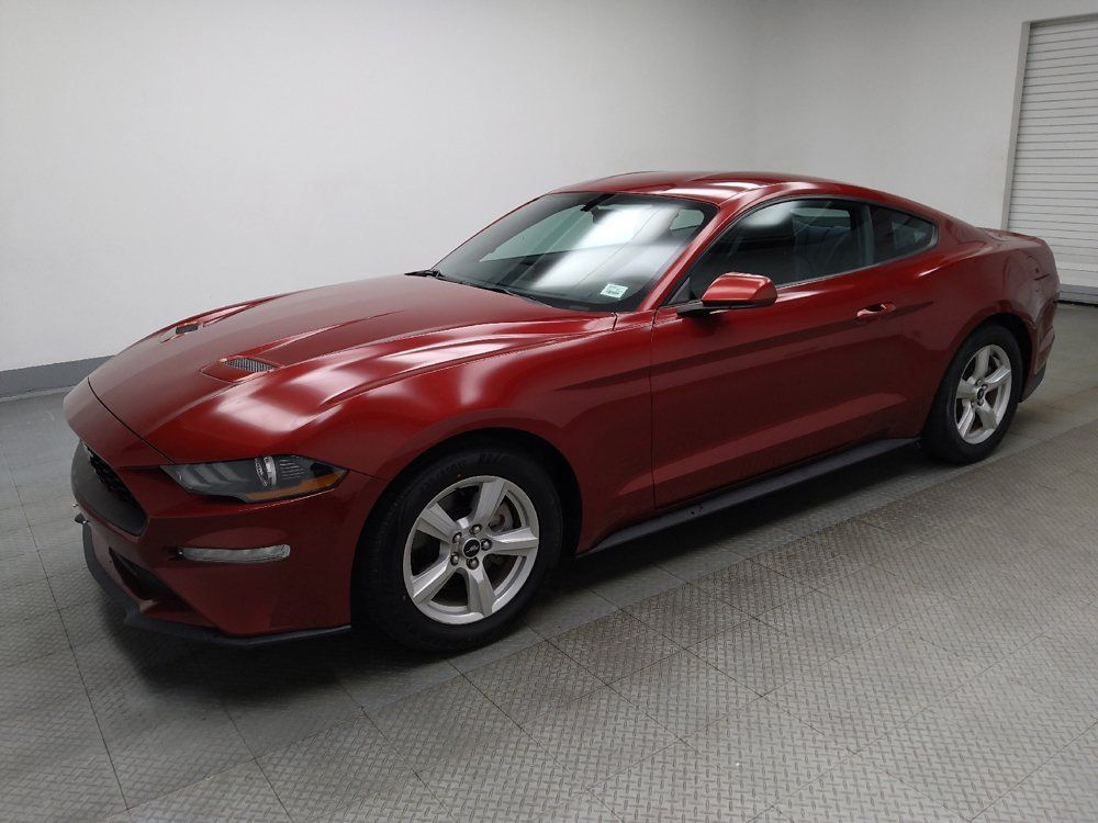 Used 2018 Ford Mustang Coupe RWD image 2