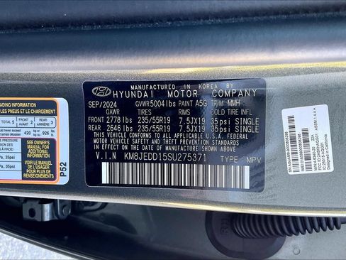 Used 2025 Hyundai Tucson Limited AWD/4WD image 17