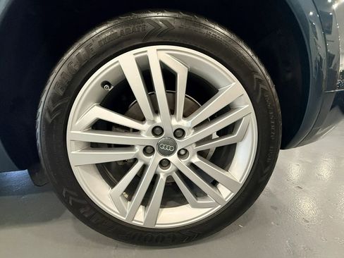 Used 2018 Audi Q5 2.0T Premium Plus AWD/4WD image 40