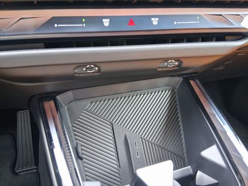 Used 2026 BMW X3 xDrive30 w/ Convenience Package image 25