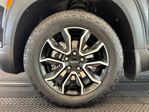 Used 2024 Chevrolet TrailBlazer ACTIV w/ Convenience Package AWD/4WD image 11