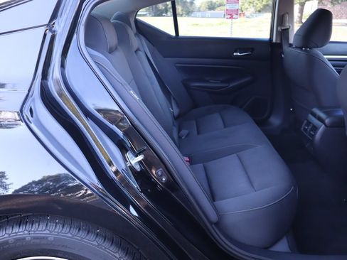 Used 2019 Nissan Altima 2.5 SV FWD image 21