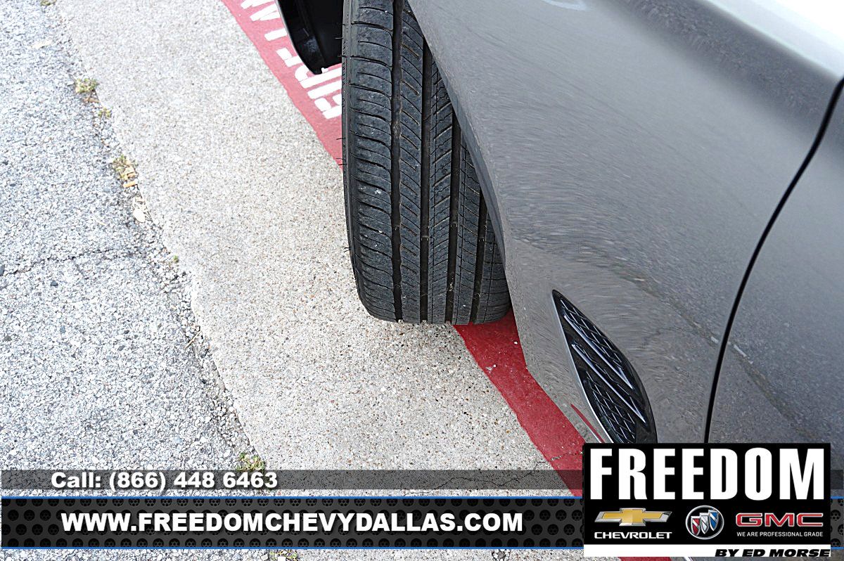 Used 2025 Genesis G70 2.5T RWD image 44