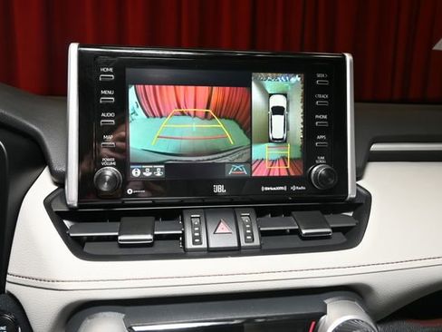 Certified 2020 Toyota RAV4 Limited image 24