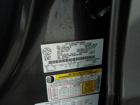 Used 2021 Ford Expedition Platinum image 33