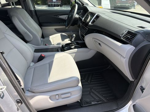 Used 2019 Honda Ridgeline RTL-E image 14