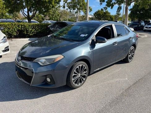Used 2014 Toyota Corolla S image 2