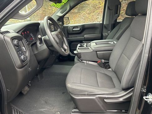 Used 2020 Chevrolet Silverado 1500 Custom Trail Boss w/ Custom Convenience Package image 19