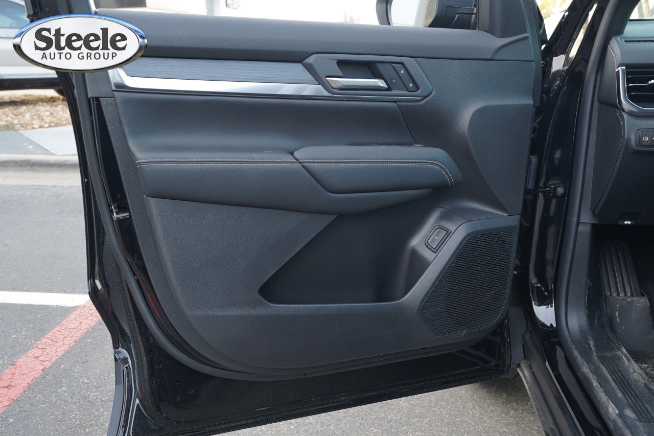 New 2027 GMC Terrain Elevation w/ Elevation Premium Package FWD image 18