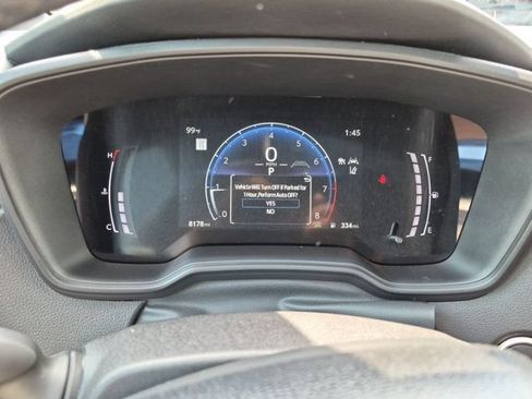 Certified 2025 Toyota Corolla SE w/ SE Premium Package FWD image 11