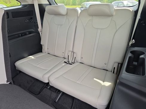 New 2026 Kia Sorento S FWD image 7