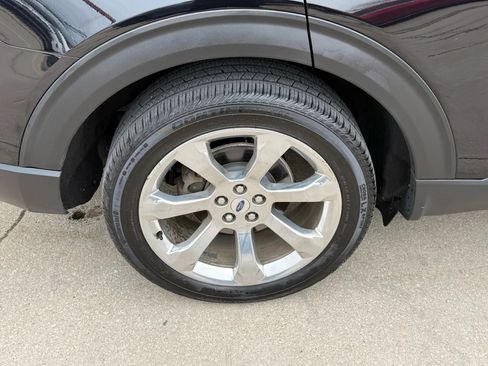 Used 2020 Ford Explorer Platinum w/ Premium Technology Package image 57