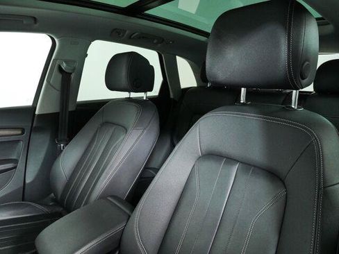 Used 2021 Audi Q5 2.0T Premium Plus w/ Premium Plus Package AWD/4WD image 6