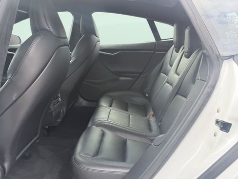 Used 2020 Tesla Model S Long Range image 18
