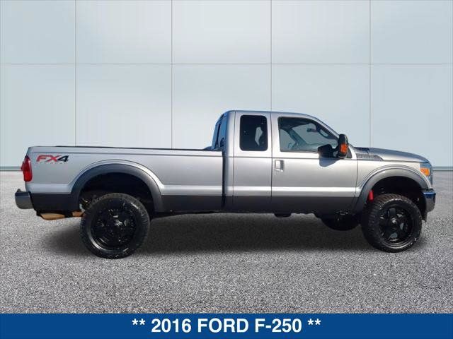 Used 2016 Ford F250 Lariat w/ Lariat Interior Package AWD/4WD image 6