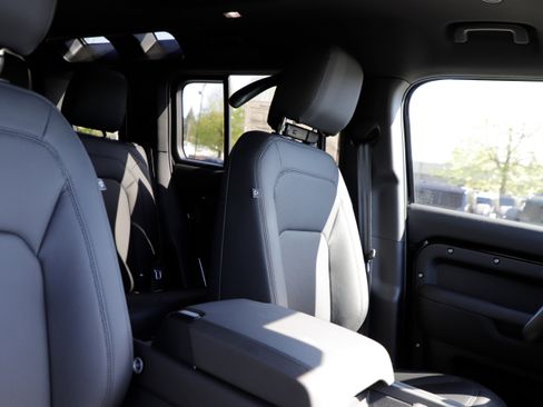 Certified 2025 Land Rover Defender 110 S AWD/4WD image 12