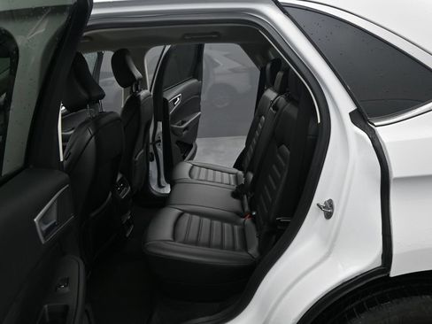 Used 2022 Ford Edge SEL w/ Convenience Package AWD/4WD image 27