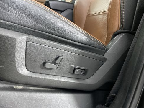 Used 2022 RAM 3500 Limited image 18