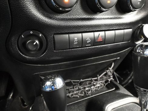 Used 2014 Jeep Wrangler Unlimited Sport w/ Power Convenience Group AWD/4WD image 24
