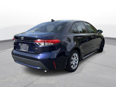 Used 2021 Toyota Corolla LE image 8