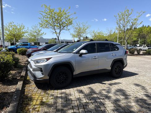 Certified 2020 Toyota RAV4 Limited AWD/4WD image 1