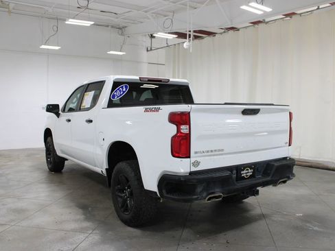 Used 2024 Chevrolet Silverado 1500 LT Trail Boss w/ Protection Package AWD/4WD image 8