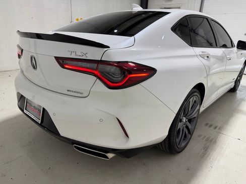 Used 2023 Acura TLX SH-AWD w/ A-SPEC Pkg image 9