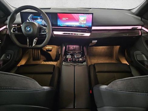 New 2026 BMW i5 eDrive40 w/ M Sport Package image 14