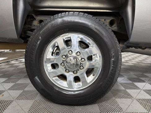 Used 2014 Chevrolet Silverado 2500 LT w/ Interior Plus Package image 15