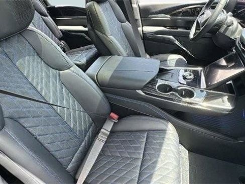 New 2026 Cadillac Escalade IQ Sport 1 w/ LPO, ONYX Package image 20