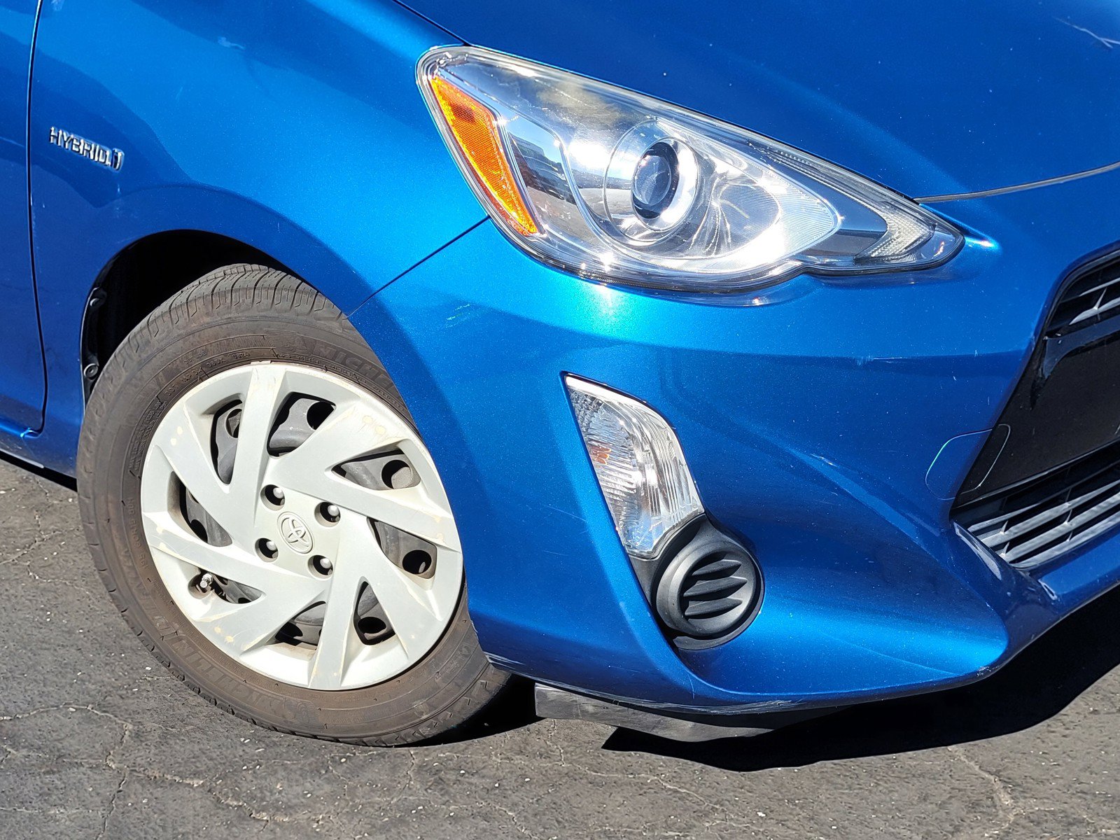 Used 2015 Toyota Prius C Two FWD image 9
