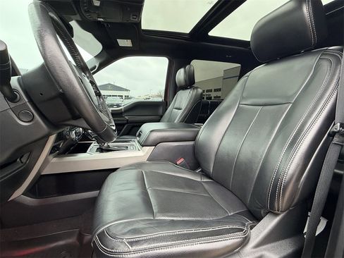 Used 2020 Ford F150 Lariat w/ Equipment Group 502A Luxury image 28