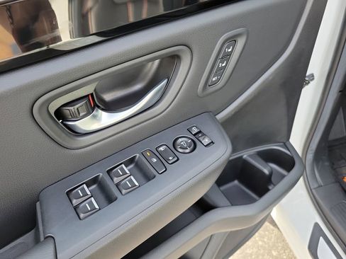 Certified 2025 Honda Pilot TrailSport image 22